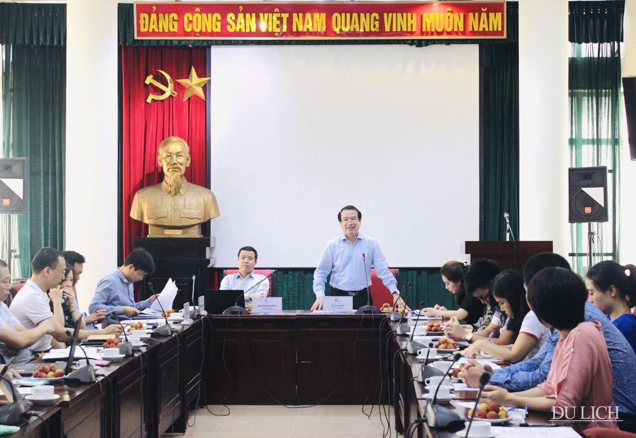 Phó Tổng cục trưởng TCDL Hà Văn Siêu phát biểu tại buổi làm việc